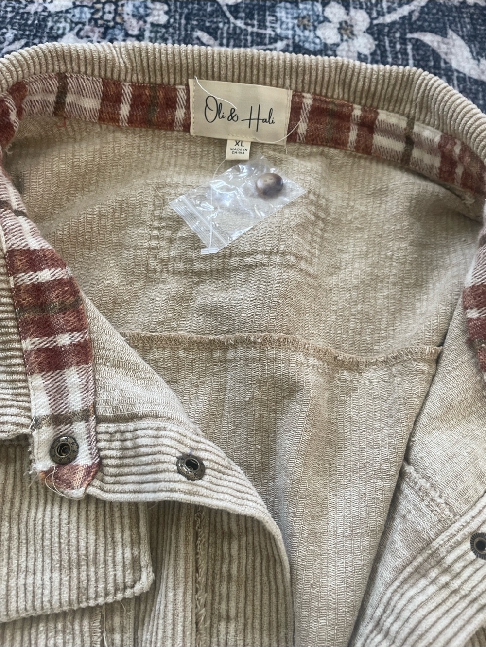 Oli and Hali Shacket - Picture 2 of 3